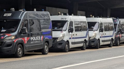 Merénylettervekről üzengető tinédzsereket vettek őrizetbe Franciaországban