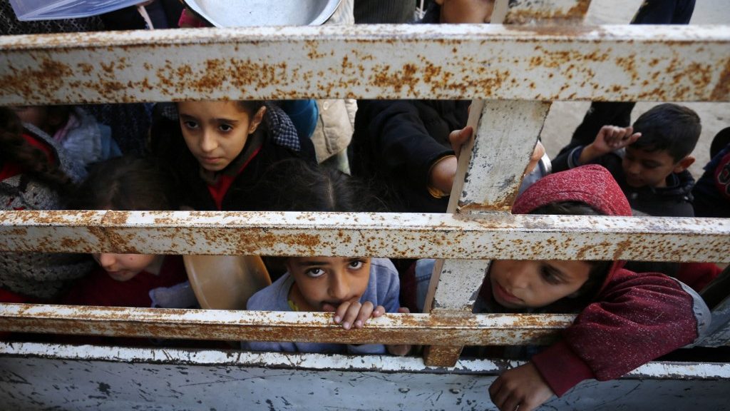 Olyan súlyos az éhínség Gázában, hogy az ENSZ bírósága utasította Izraelt, engedje be a segélyeket