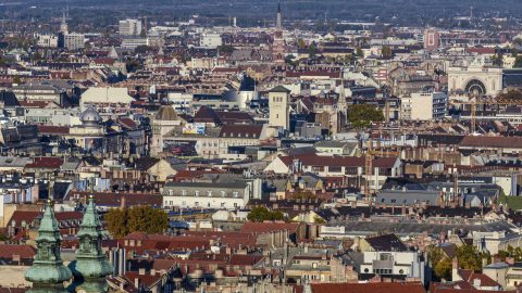Harminc százalékkal adná olcsóbban az albérleteket a főváros