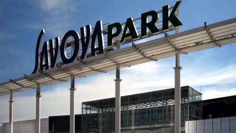 Földre teperte a két vagyonőr azt a 60 éves férfit, aki alkoholt próbált lopni a Savoya Parkban, majd meghalt
