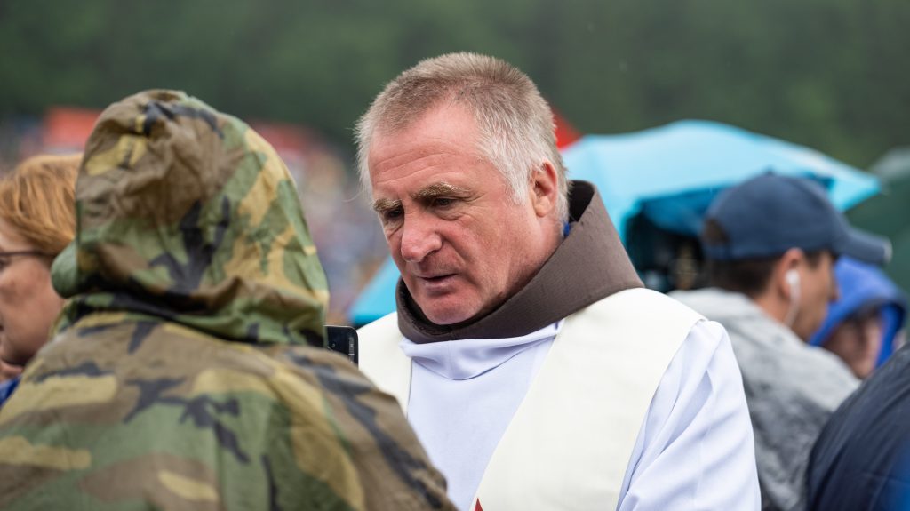 Pedofilmosdatás apropóján Böjte Csabába szállt bele a Párbeszéd