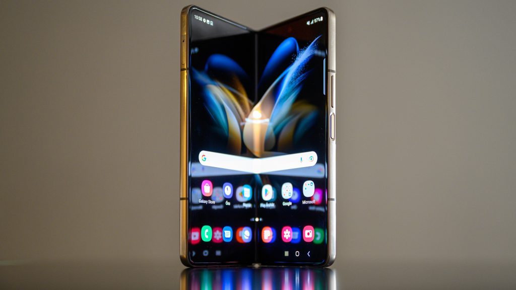 Kiszivárogtak az első képek a Samsung következő csúcsmobiljairól