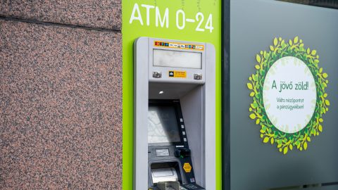 Nagy változás a bankautomatáknál, lakossági igényre reagált az MNB