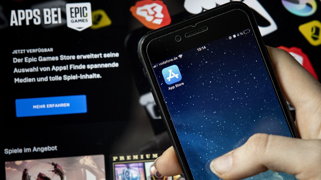 Az Apple letiltotta a Fortnite gyártóját az iOS-ről