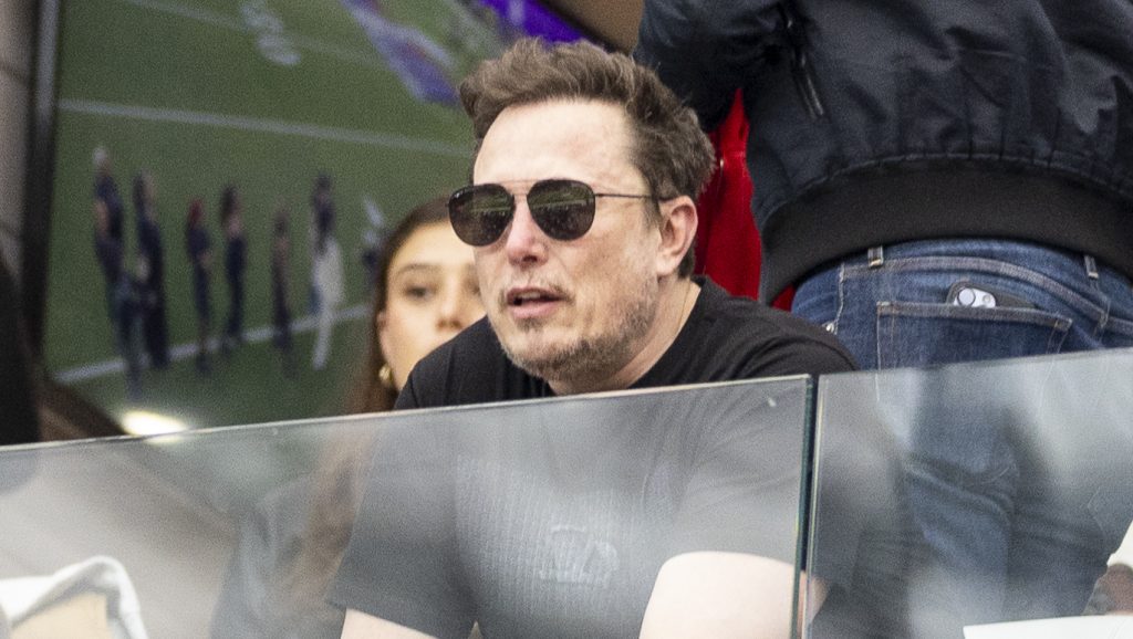 Saját egykori cégét perelte be Elon Musk
