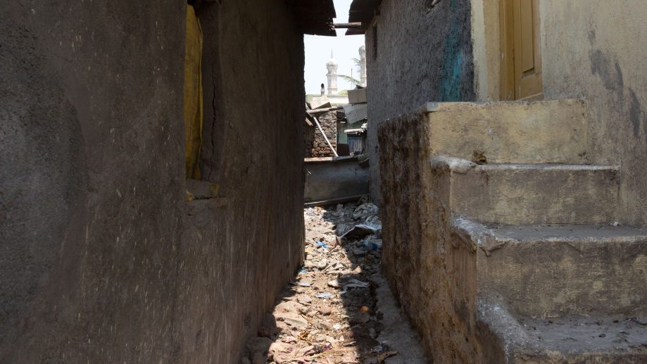 Több milliós kártérítést kap az a külföldi nő, akit csoportosan megerőszakolt egy csapat férfi Indiában