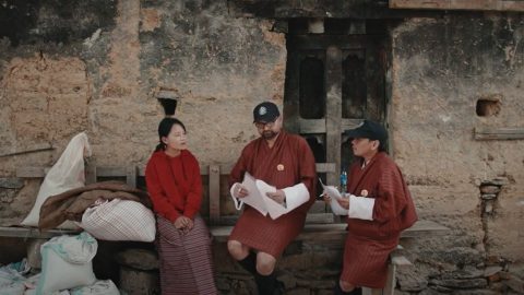 Májusban jön a boldogságról szóló magyar-bhutáni dokumentumfilm, itt az előzetese