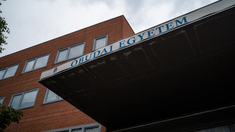 Két székesfehérvári iskolát is átvenne az Óbudai Egyetem
