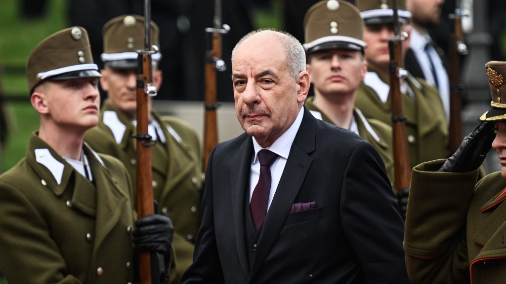 Sulyok Tamás: Első kötelességünk minden erőnket, tehetségünket arra fordítani, hogy Magyarország Magyarország maradjon