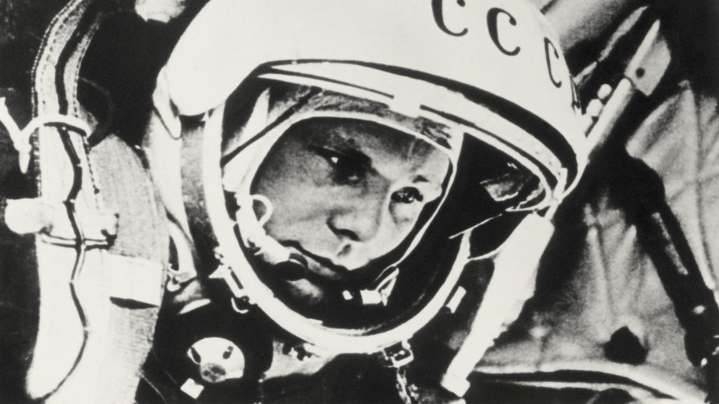 Szekeret kellett stoppolnia az űrből érkező Gagarinnak