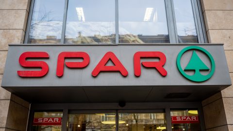 Kivonul a SPAR Magyarországról? Válaszolt a cégvezető