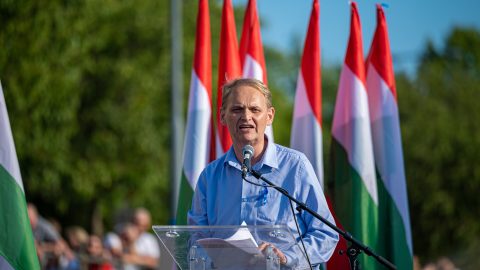 Leköszönt Kübekháza polgármestere: 22 év faluvezetés után nem indul újra