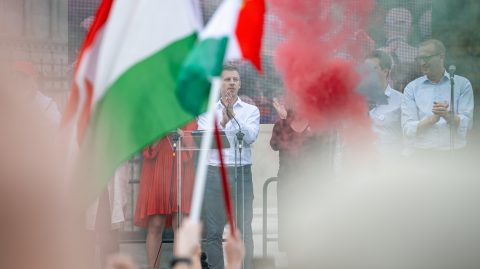 Uniós előrejelzés: három mandátumot szerezhet Magyar Péter pártja