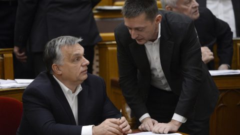 Kiderítették, hogy Orbán Viktor köreihez vezetnek a Euronews felvásárlása mögötti milliárdok
