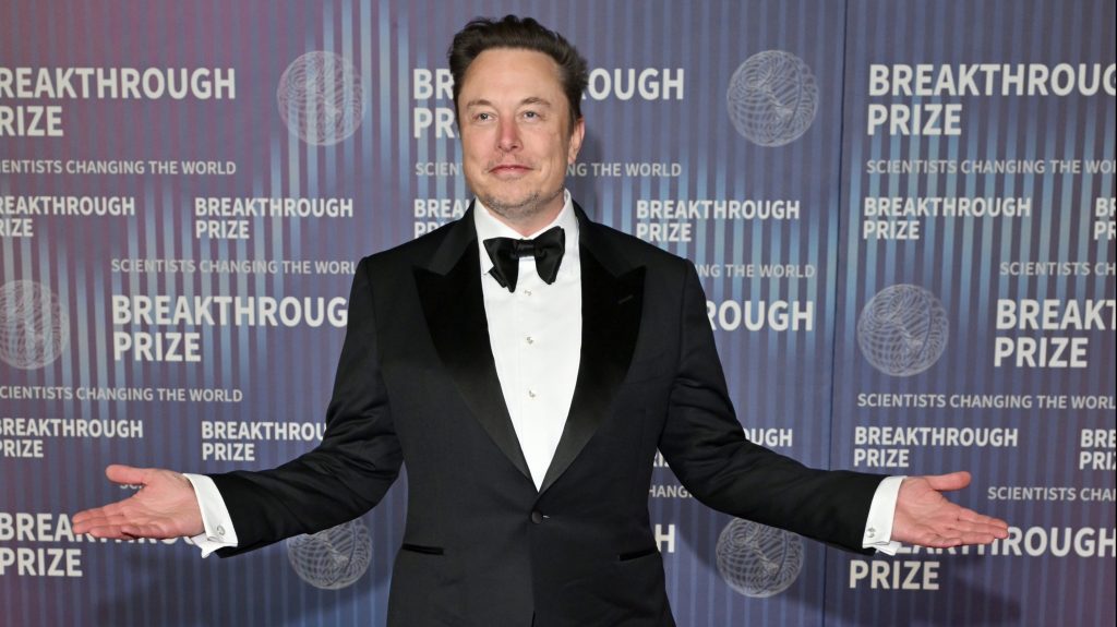 Több ezer dolgozó kirúgására készül Elon Musk