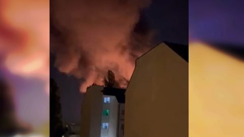 Rákosrendezőnél újra közlekednek a vonatok a hétfő esti tűz után