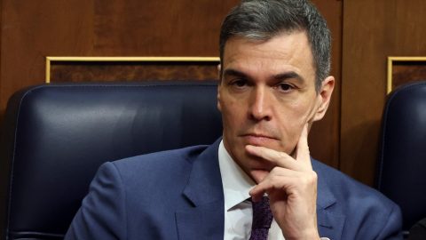 Hétfőig eldönti a spanyol miniszterelnök, hogy lemond-e