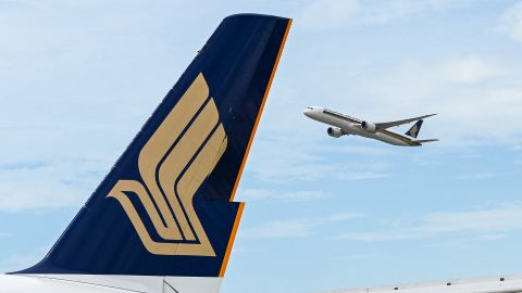 Légörvénybe került egy Boing 777-es, egy ember meghalt
