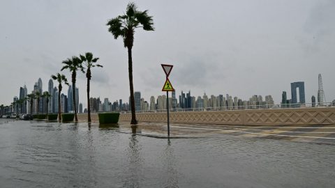Megint leszakadt az ég Dubajban, a lakosságot arra kérték, maradjon mindenki otthon