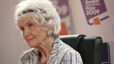 Meghalt Alice Munro Nobel-díjas író