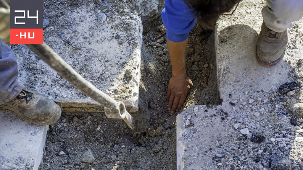 An 1,800-year-old tomb filled with treasures has been found