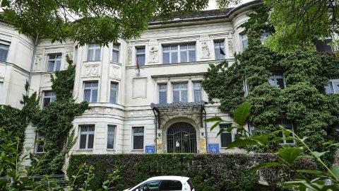 Összeomlott az informatikai rendszer, kétségessé vált az államvizsgák értékelése az orvosi egyetemeken