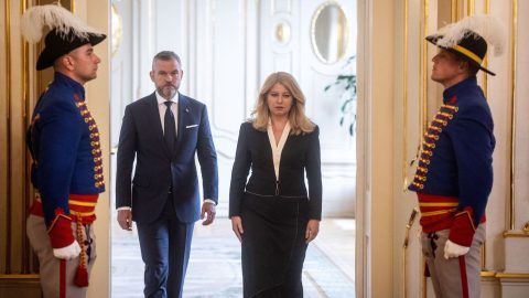 Összehívták a Biztonsági Tanácsot, az államfő várja a szlovák parlamenti pártok vezetőit
