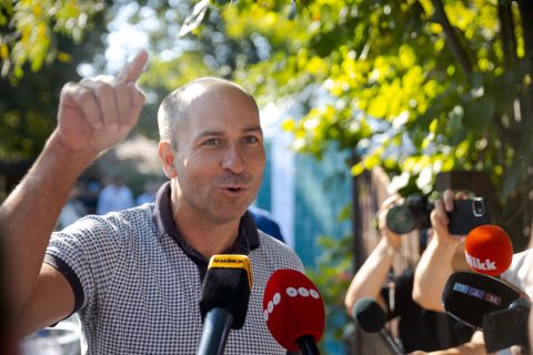 150 ezer forintos büntetést kapott, mert trombitált a kínai elnök látogatása alatt