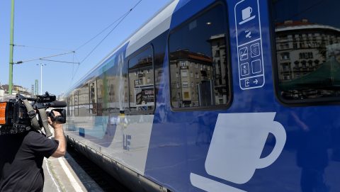 Ismét lesznek étkezőkocsik a Balaton InterCityken