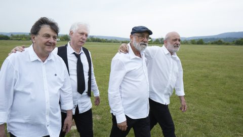 A Kárpátoktól a Karib-tengerig címmel készült dokumentumfilm a Kalákáról