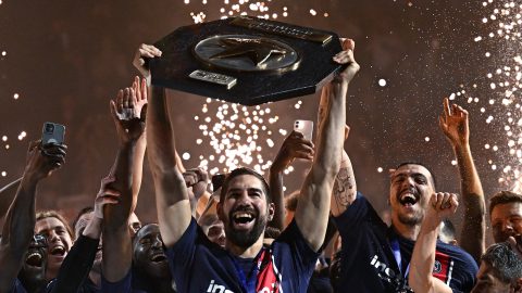 Amikor Djokovic is csak rajongó – bajnoki címmel köszönt el a PSG-től Nikola Karabatic