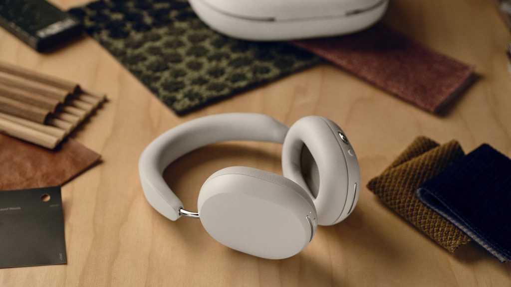 Itt a Sonos első fejhallgatója, ami az Apple-nek és a Sony-nak állít konkurenciát
