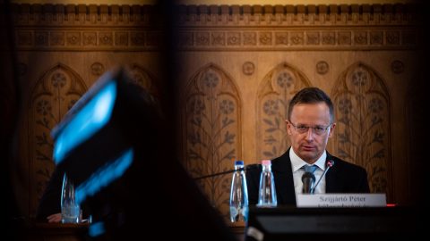 Szijjártó letagadta az orosz kibertámadást, miközben tudnia kellett, hogy „a legmagasabb jogosultságú adminisztrátori fiókok” is kompromittálódtak a külügyben