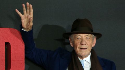 „Alig várom, hogy visszatérjek” – üzent a kórházból Ian McKellen