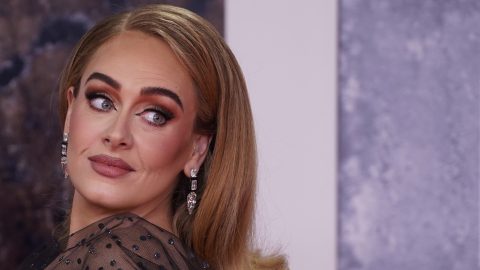 Inkább kussolj, jó? – válaszolta Adele a koncertje közepén egy rajongójának, aki a Pride-ot szidta