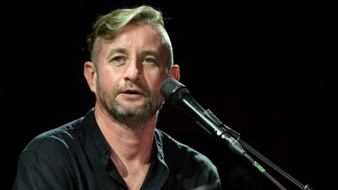 Önkéntesen bevonul a hadseregbe Ukrajna rocksztár írója, Szerhij Zsadan