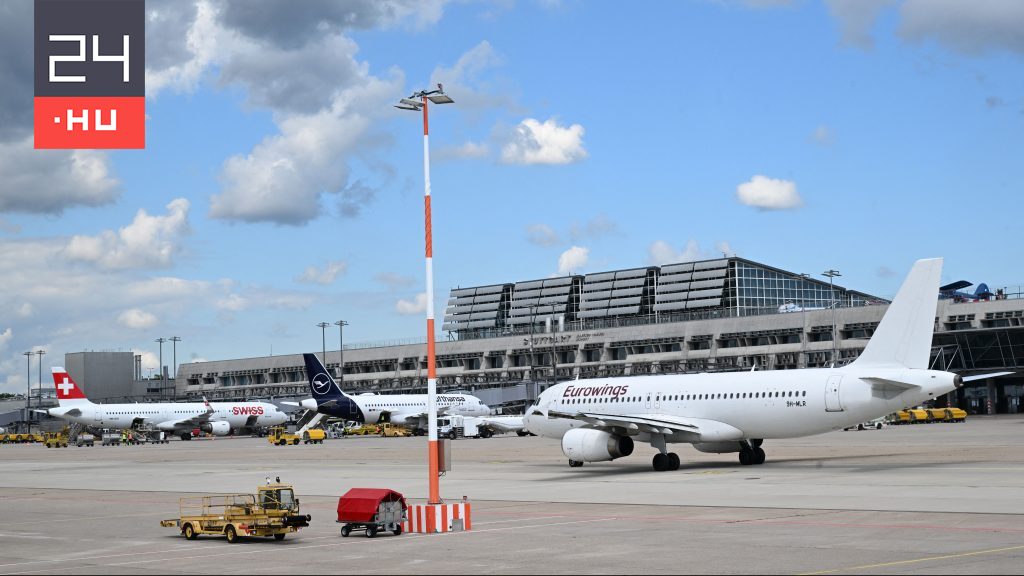 The Eurowings flight to Stuttgart, with Hungarian drivers on board, obtained caught in Budapest