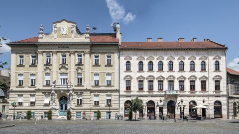 Őrizetbe vették az óbudai alpolgármestert