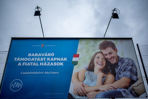 Jó hírt kaptak a gyermektelen babavárós és csokos párok