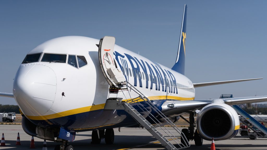 Több mint 24 órás késéssel érhetnek haza Barcelonából a Ryanair utasai Budapestre