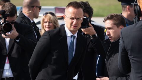 Fű alatt a szövetségeseinket azért időben tájékoztattuk az orosz hekkertámadásról