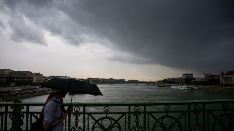 Zápor, zivatar válthatja a napsütést szerdán