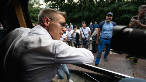 Media1: A kormánypropaganda egy maszturbáló férfiról terjeszt képeket, aki megszólalásig hasonlít Magyar Péterre