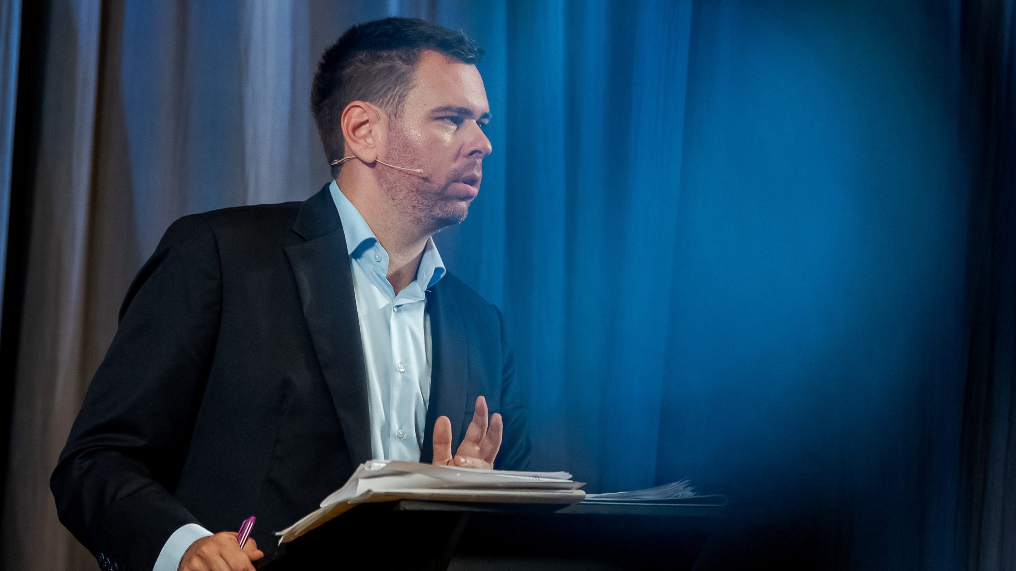 Márki-Zay Péter: Vitézy Dávid nyíltan meleg, Orbán Viktor zsidó neveket ...