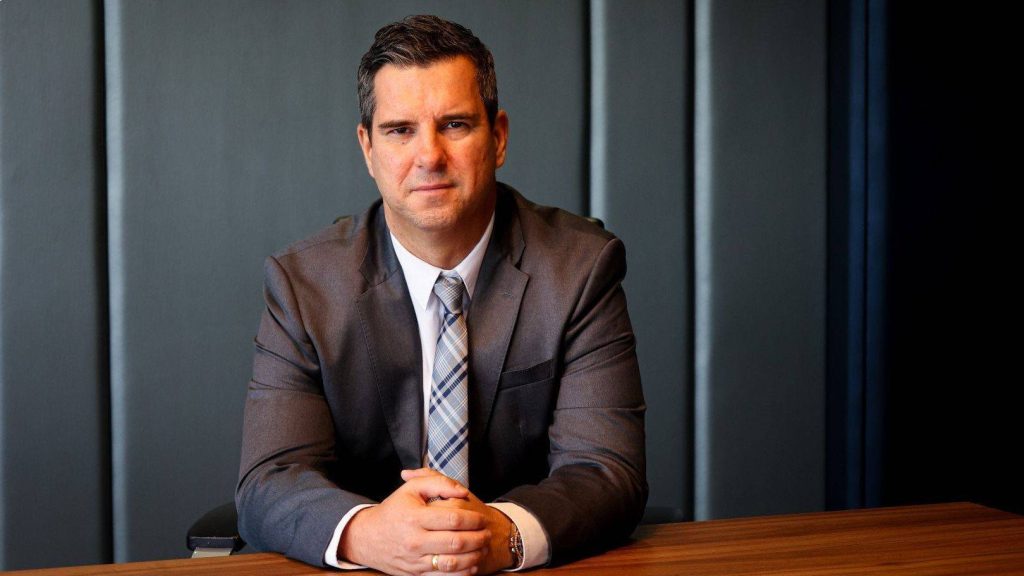 Távozott a veszprémi kézisek vezérigazgatója, aki miatt tüntettek a szurkolók