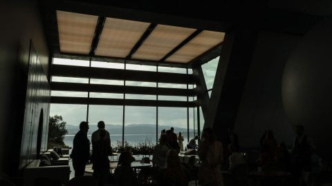 A férfimentes kiállítást betiltották, úgyhogy a női vécében állította ki Picasso-képeit egy ausztrál múzeum