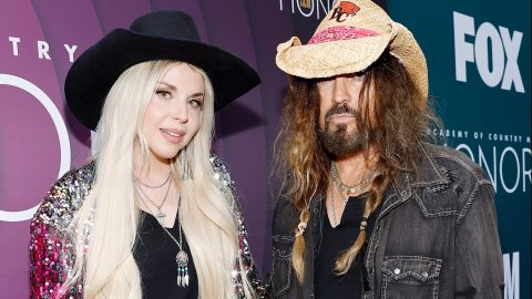Billy Ray Cyrus azt mondja, 27 évvel fiatalabb felesége „kampányt folytatott”, hogy elszigetelje őt a családjától