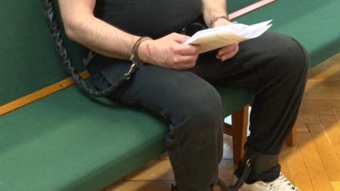 Katonai ügyész volt a férfi, aki megfojtotta az alvó feleségét, miközben a másfél éves gyermekük a szomszéd szobában aludt