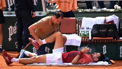 Sokk a Roland Garroson: Djokovic visszalépett