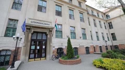 MOK: Leállították a szegedi gyermeksebészetet